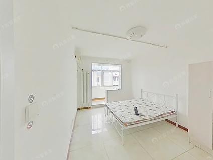 和平小白楼整租 崇仁里1室0厅/30平/高楼层