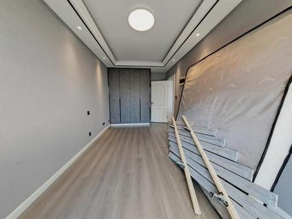 水磨沟南湖广场整租 绿城玉园2室1厅/124平/高楼层