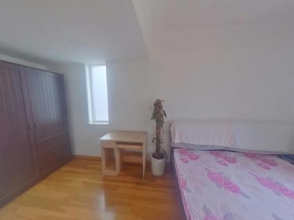 雁塔白杨寨整租 融创天朗融公馆4室2厅/176平/高楼层