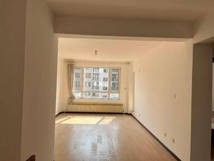 甘井子机场整租 金寓花园(五期)2室2厅/93平/中楼层