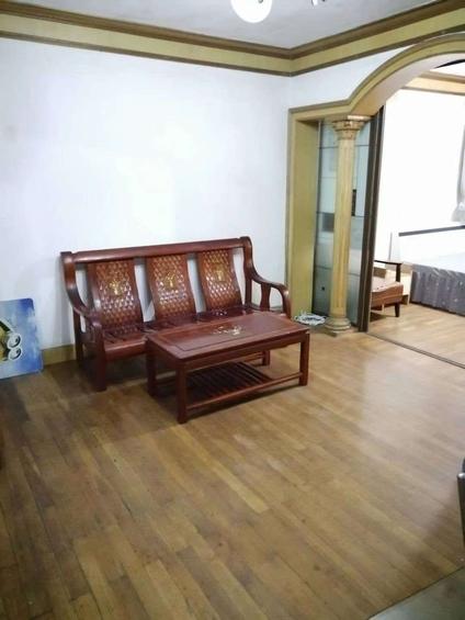 奉贤西渡整租 康发小区3室1厅/84平/高楼层