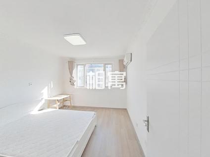 浦东北蔡整租 锦博苑3室1厅/79平/高楼层