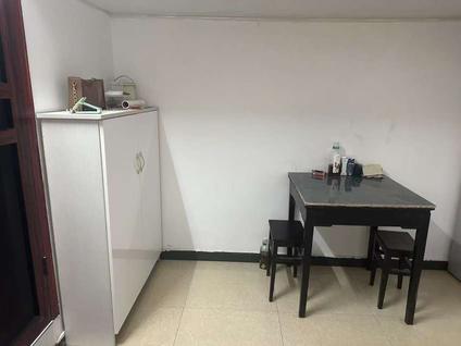 青山湖上海路整租 上海路住宅区2室1厅/39平/低楼层