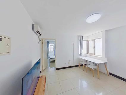 海淀万寿路整租 今日家园1室1厅/63平/高楼层