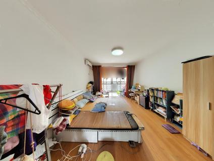 未央未央湖整租 辰宫双河湾3室2厅/145平/高楼层