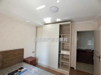海陵城南整租 凤凰三居苑(北区)2室2厅/77平/低楼层