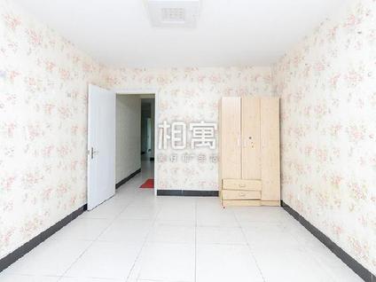 丰台北大地合租 丰卉家园3室1厅/12平/低楼层