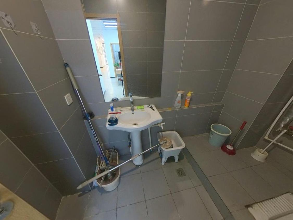 整租·绿城西安全运村(子衿苑)