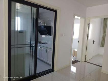 黄岛胶南老城区整租 金地自在城(北区)3室1厅/90平/中楼层