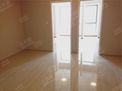 蓬江北新区整租 万达广场2室1厅/70平/中楼层