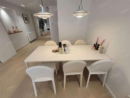 浦东碧云整租 罗山花苑(一期)2室2厅/88平/低楼层