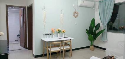 闵行梅陇整租 上海晶城(晶欣坊)2室1厅/74平/低楼层