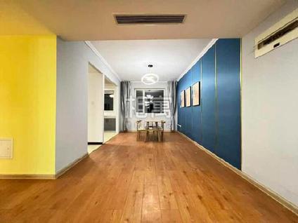 朝阳北苑合租 上元君庭6室2厅/25平/低楼层