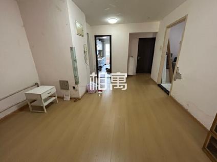 丰台青塔合租 长安新城(二区)4室1厅/12平/低楼层