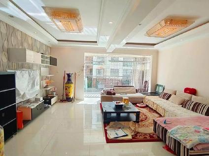 盘龙野生动物园整租 金林碧水住宅小区3室2厅/129平/中楼层