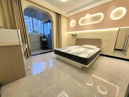 浦东北蔡合租 鹏丰苑(二期)2室2厅/60平/低楼层