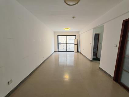 新会枢纽新城整租 美吉特广场2室1厅/85平/中楼层