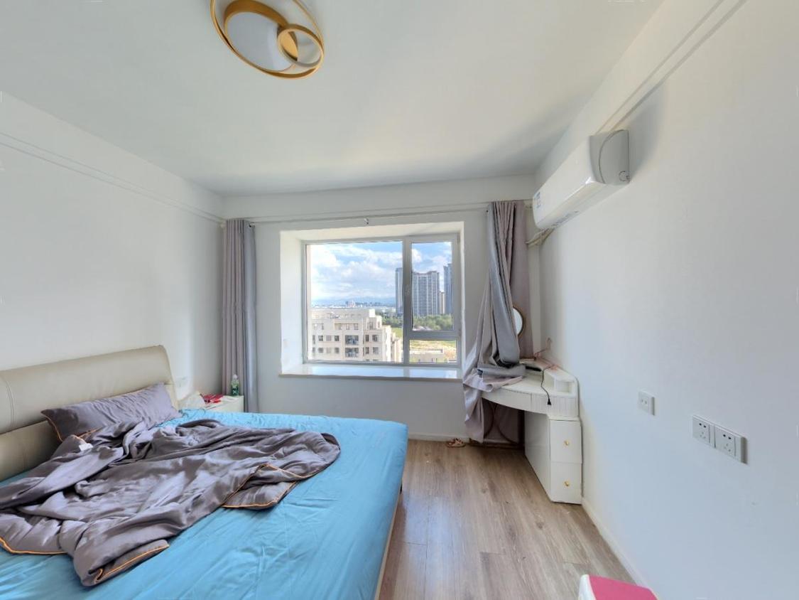 整租·新城悦隽公园里