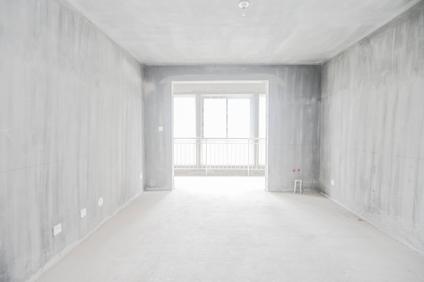 卫滨恒大整租 馨华佳苑2室2厅/90平/低楼层