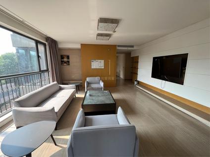 和平新兴街整租 朗文名邸4室2厅/264平/低楼层