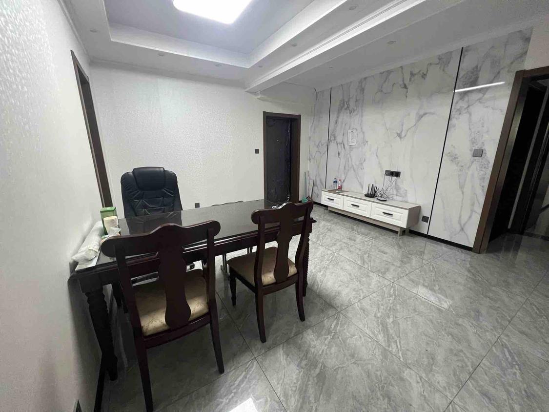 整租·康泰新城