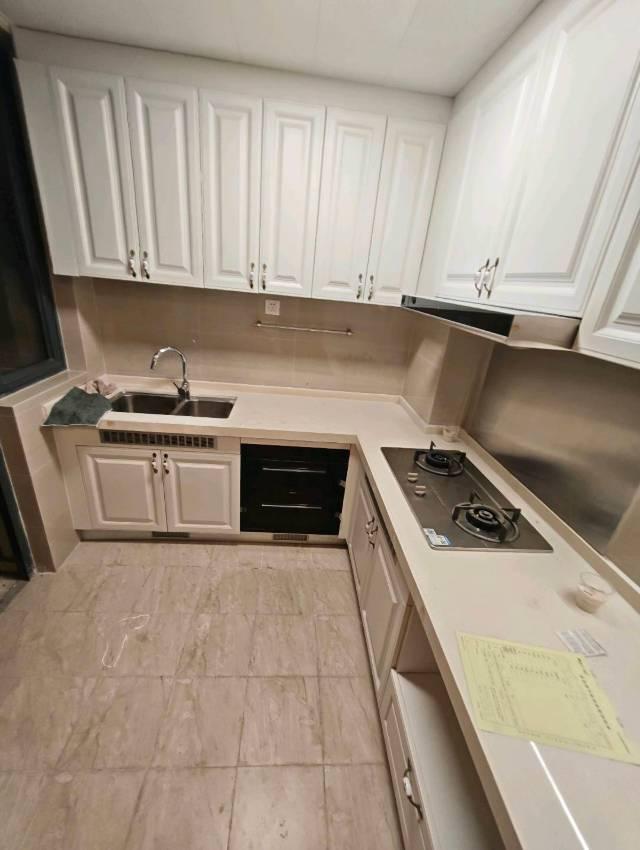 整租·恒大悦龙台