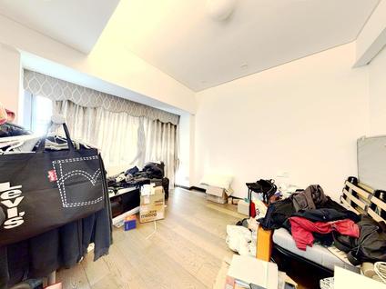 南山华侨城整租 燕晗山苑2室1厅/92平/中楼层