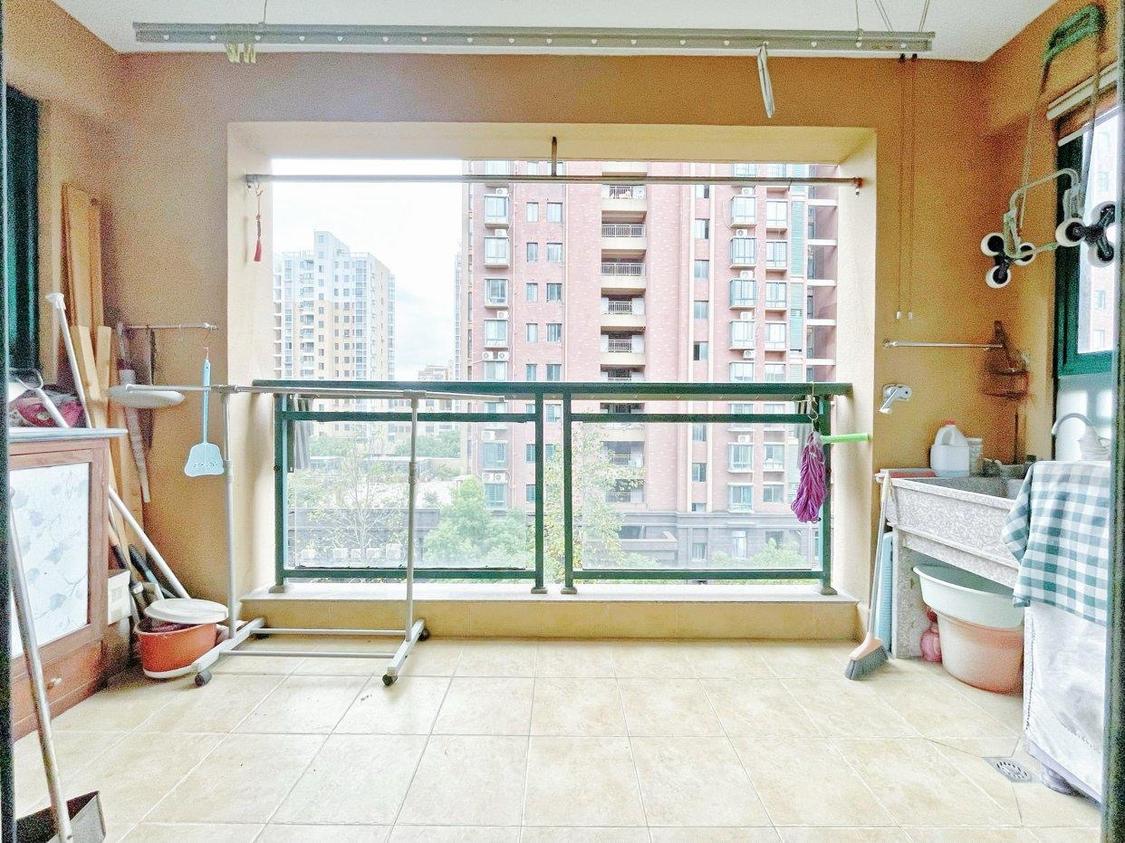 整租·滨江至尊