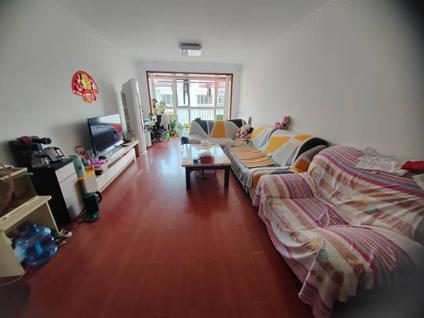 黄岛老黄岛整租 盈泰嘉园2室2厅/103平/顶层