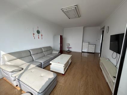 黄岛辛安整租 星河嘉园2室2厅/86平/高楼层