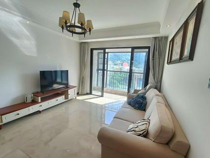 香洲南屏整租 华发水岸(一期)3室2厅/90平/低楼层