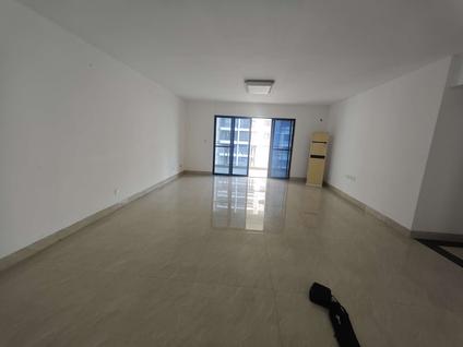 青秀长湖路整租 长湖景苑5室2厅/178平/低楼层