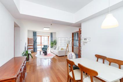 朝阳国贸CBD整租 蓝堡国际公寓(南区)2室2厅/131平/高楼层