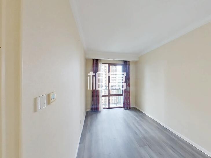 整租·荣尊堡国际俱乐部公寓