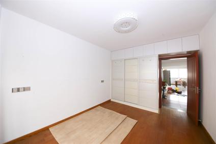 无锡和泰苑3室2厅103.5平中楼层/共8层