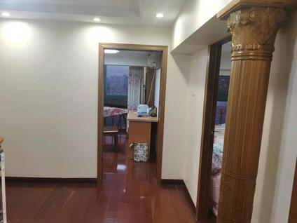 扬州东方银座1室0厅75平高楼层/共20层