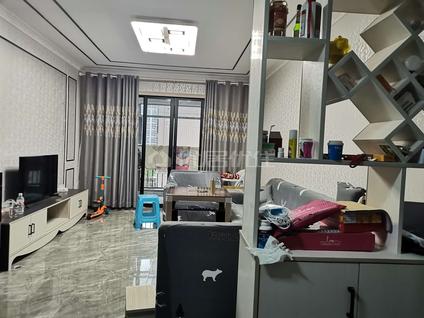 遵义美的城3室2厅92平低楼层/共31层