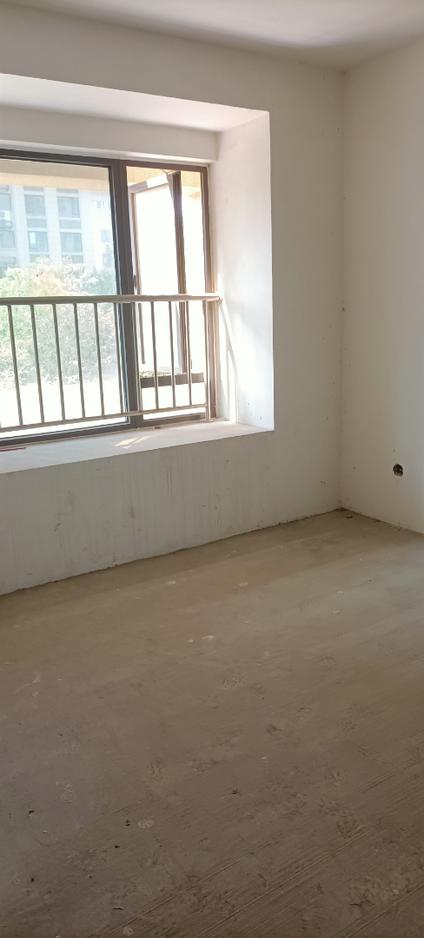 温州华鸿中央公园(龙港)3室2厅95平低楼层/共29层