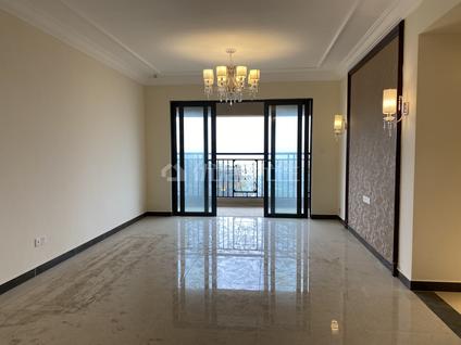 柳州恒大御景湾3室2厅113平高楼层/共32层