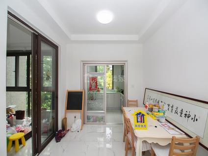 无锡保利香槟国际3室2厅89.6平低楼层/共11层