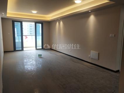 北京绿地荆州城际空间站3室2厅116平高楼层/共27层
