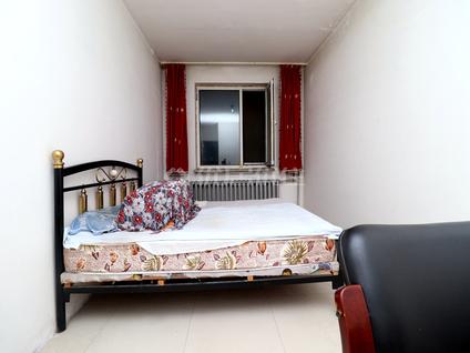 北京信利加小区2室2厅101平高楼层/共6层