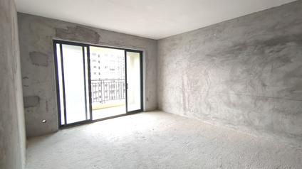 江门鹤山新华城4室2厅125平高楼层/共29层