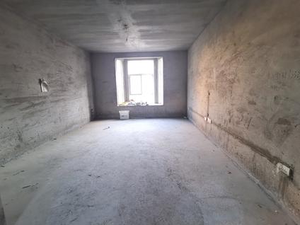 北京华清森林城小区3室2厅117平低楼层/共7层