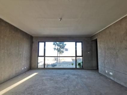 大理苍洱路苑小区6室3厅329.83平低楼层/共1层