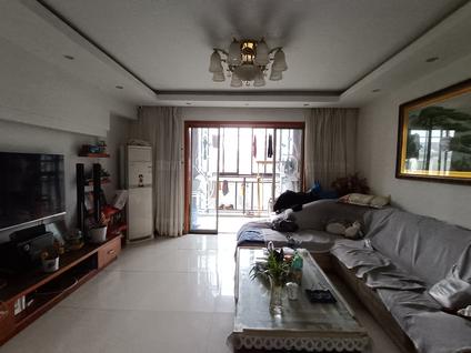 北京新星都市3室2厅124平中楼层/共8层