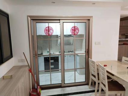 江门翔信豪庭3室2厅117平低楼层/共18层