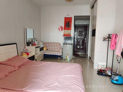 焦作常绿林溪谷1室1厅40平高楼层/共26层