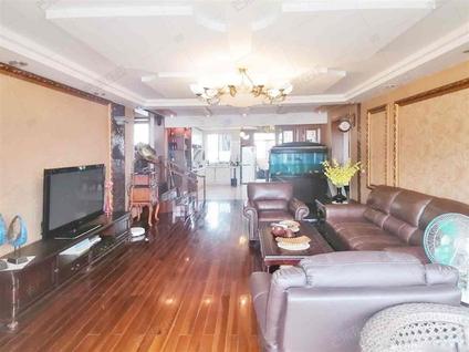 沈阳三隆碧桂园3室2厅147平高楼层/共7层