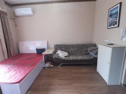 焦作雕塑花城1室1厅28平低楼层/共18层